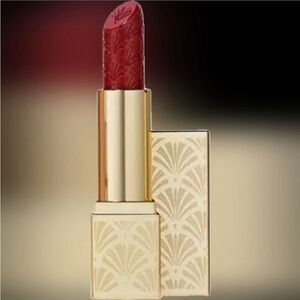 Estée Lauder limited edition red velvet lipstick NWOT